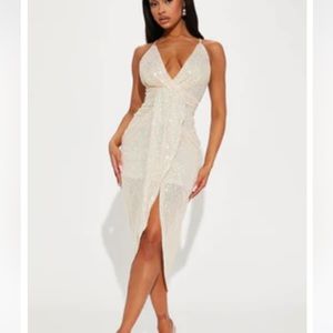 NEW! Never worn champagne sparkles!